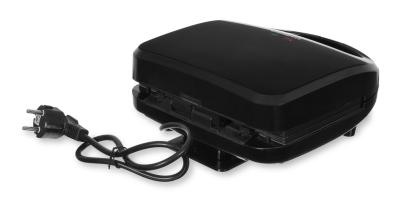 Сэндвичница STARWIND SSM2103 черный